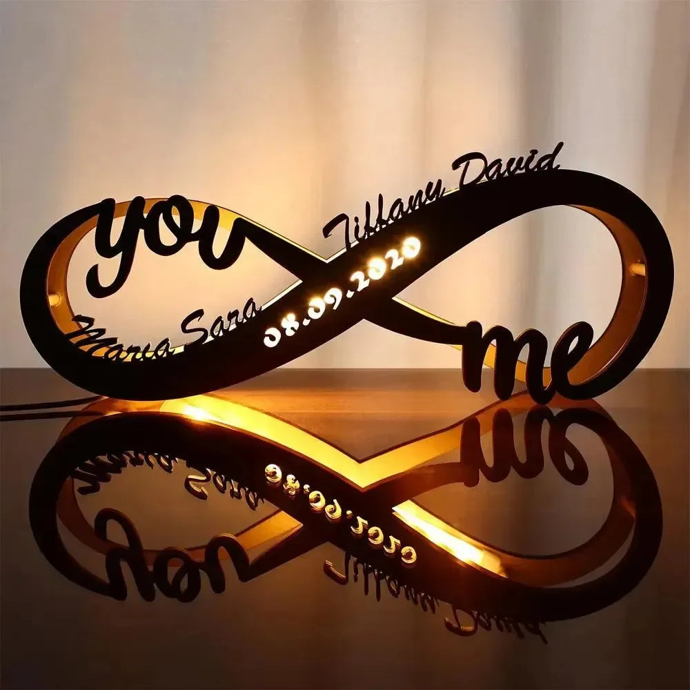 Eternal Infinity Personalised Couple Light - Bear Hugs