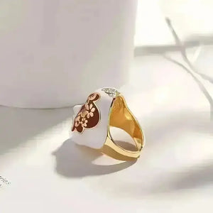 Exquisite Chinese Opera Face Mask Ring - Bear Hugs