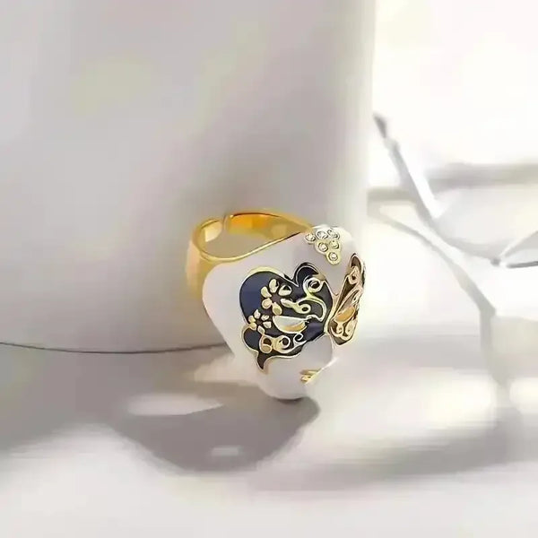 Exquisite Chinese Opera Face Mask Ring - Bear Hugs