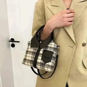 Fashionable Plaid Shirt Design Handbags - Bear Hugs