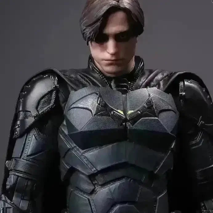 Fondjoy DC Batman Deluxe Edition Action Figure (19 cm) - Bear Hugs
