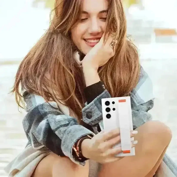 Galaxy Stylish Silicon Grip Case (For Samsung) - Bear Hugs