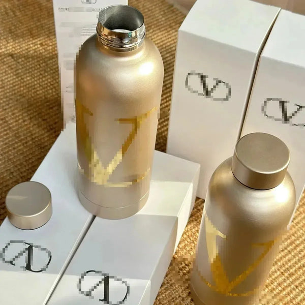 Gilded Grandeur Big V Bottle (500 ml) - Bear Hugs