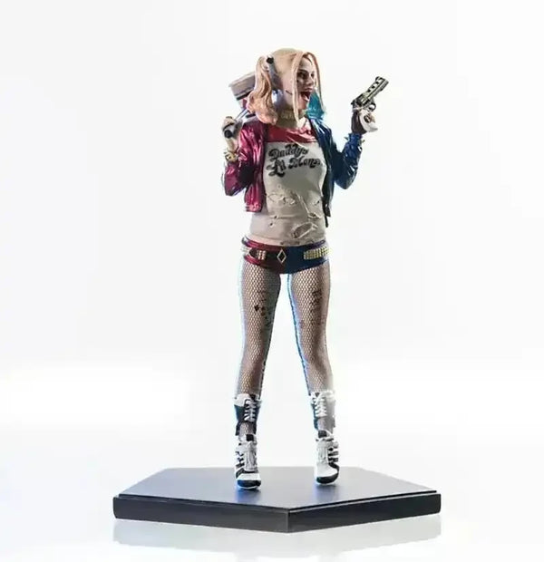 Harley Quinn Action Figure (35 cm) - Bear Hugs