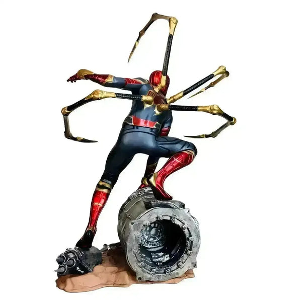 Hasbro Marvel Spiderman Action Figurine (18 cm) - Bear Hugs
