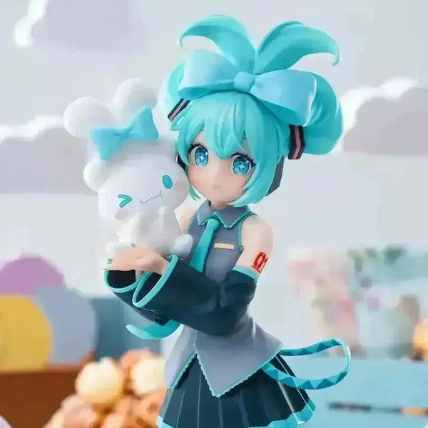 Hatsune Miku X Cinnamoroll Figurine (17CM) - Bear Hugs