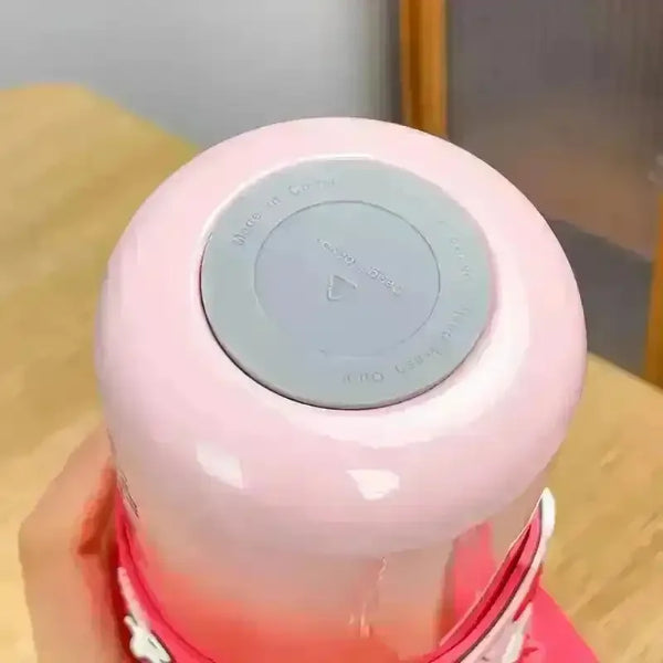 Hello Kitty 2 in 1 Sip & Spout Bottle (550 ml) - Bear Hugs