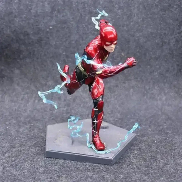 Justice League The Flash Action Figure (18 cm) - Bear Hugs