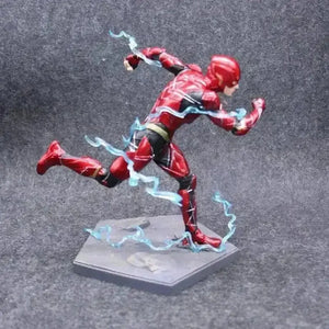 Justice League The Flash Action Figure (18 cm) - Bear Hugs