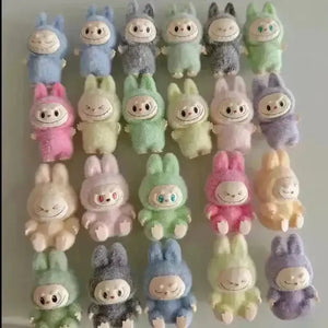 Labubu The Monsters Mini Figurines - Bear Hugs