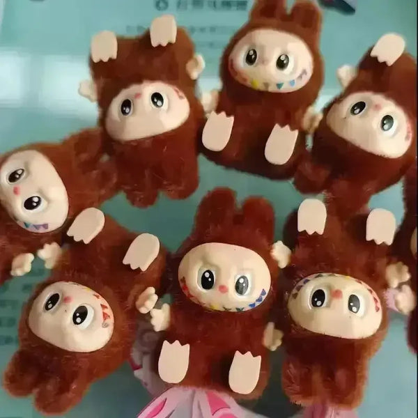 Labubu The Monsters Mini Figurines - Bear Hugs