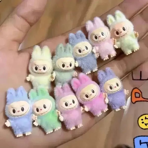 Labubu The Monsters Mini Figurines - Bear Hugs