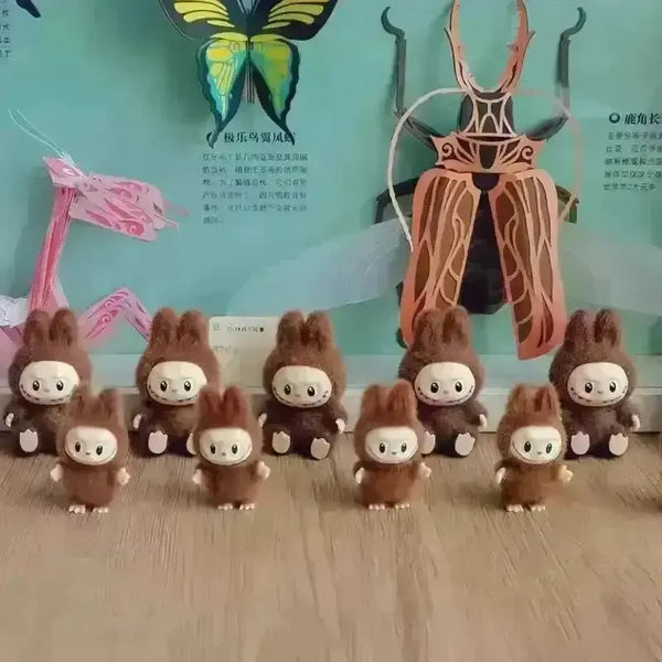 Labubu The Monsters Mini Figurines - Bear Hugs