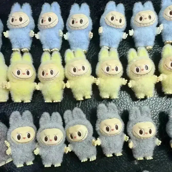 Labubu The Monsters Mini Figurines - Bear Hugs