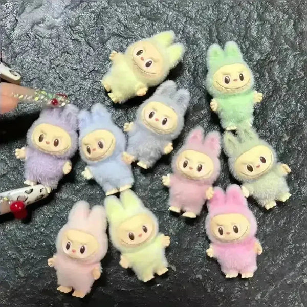 Labubu The Monsters Mini Figurines - Bear Hugs