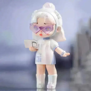 Laura Fashion Trendsetter Series Figurine - Bear Hugs