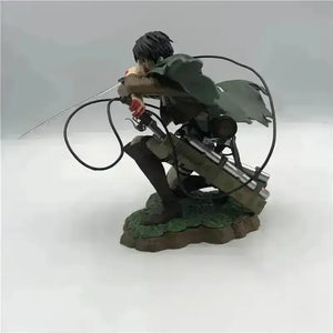 Levi Ackerman Action Figure (17 cm) - Bear Hugs
