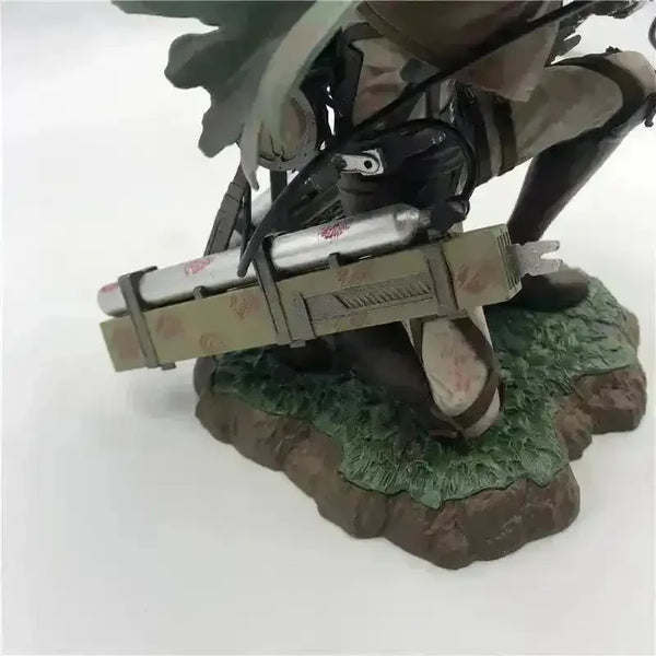 Levi Ackerman Action Figure (17 cm) - Bear Hugs