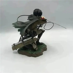 Levi Ackerman Action Figure (17 cm) - Bear Hugs