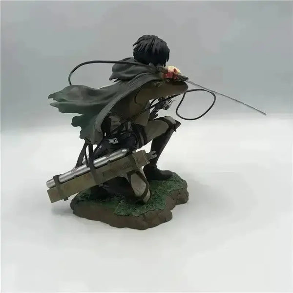 Levi Ackerman Action Figure (17 cm) - Bear Hugs