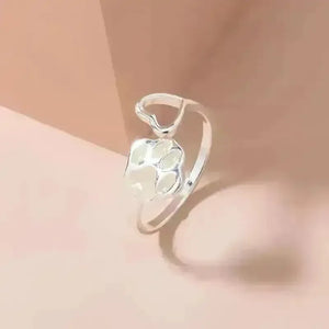 Luminous Cat Claw Ring - Bear Hugs