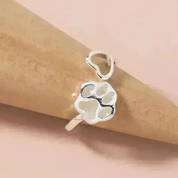 Luminous Cat Claw Ring - Bear Hugs