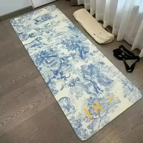 Luxury Designer Elegant Yoga Mat - Bear Hugs