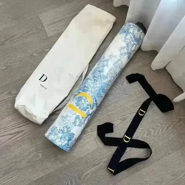 Luxury Designer Elegant Yoga Mat - Bear Hugs