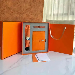 Luxury H Carriage Business Gift Set - Bear Hugs