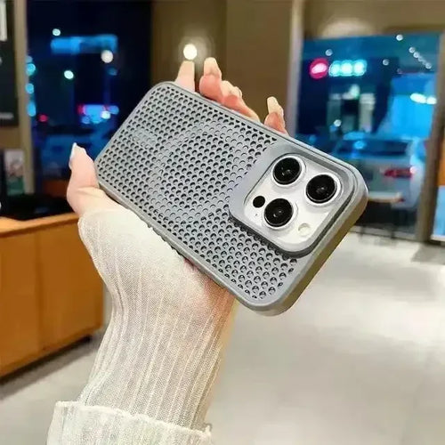 Luxury Matte Heat Dissipation Case (For iPhones) - Bear Hugs