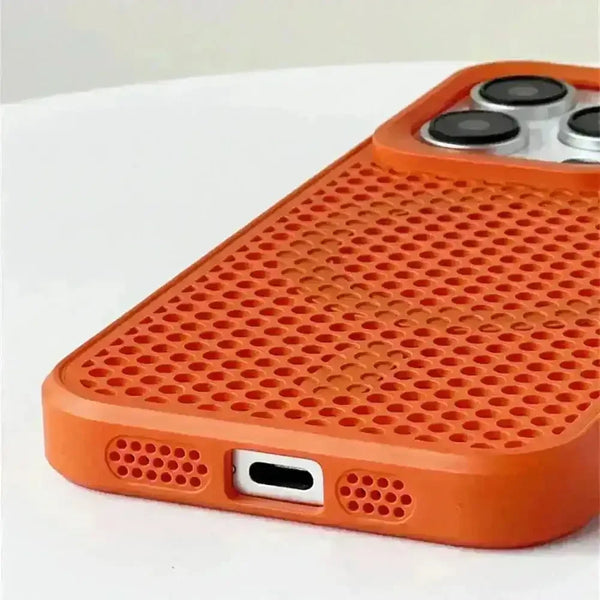 Luxury Matte Heat Dissipation Case (For iPhones) - Bear Hugs