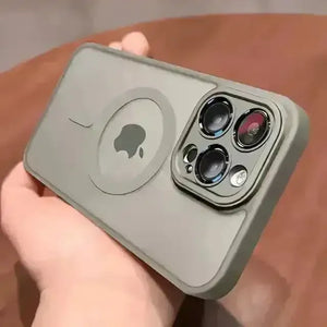 Luxury Translucent Magsafe Phone Case (For iPhones) - Bear Hugs