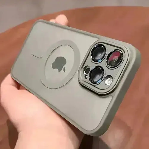 Luxury Translucent Magsafe Phone Case (For iPhones) - Bear Hugs