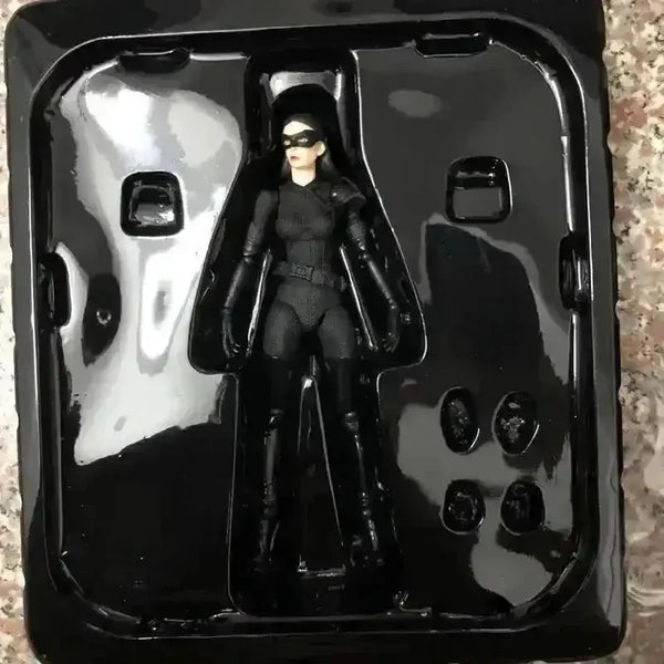 Mafex No. 009 Catwoman Action Figurine - Bear Hugs