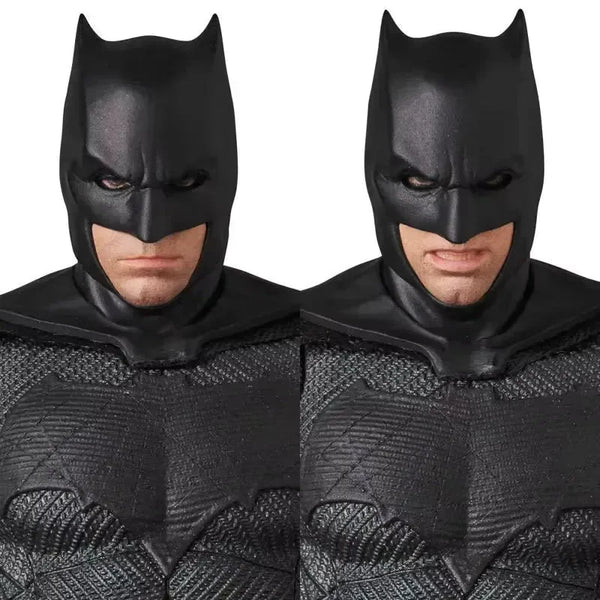 MAFEX No.056 Justice League Batman Action Figure - Bear Hugs