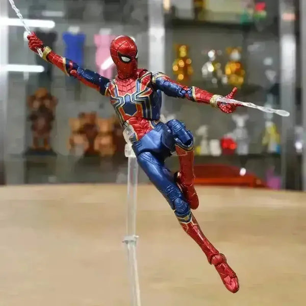Mafex No. 081 Iron SpiderMan Action Figure (16 cm) - Bear Hugs