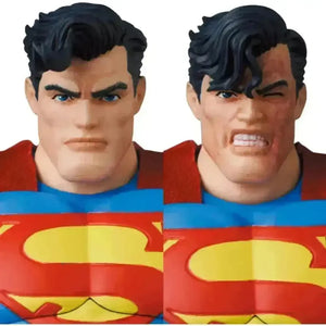 MAFEX Superman Dark Knight Figure (16 cm) - Bear Hugs