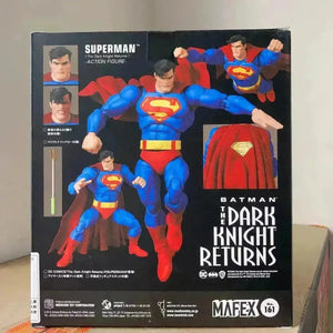 MAFEX Superman Dark Knight Figure (16 cm) - Bear Hugs