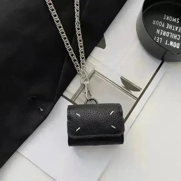 Maison Margiela Minimalist Case (For Airpods) - Bear Hugs
