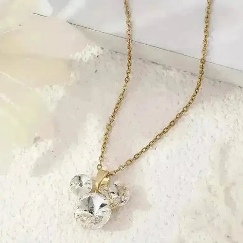 Majestic Minnie Pendant - Bear Hugs
