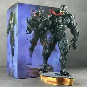 Marvel Venom Action Figurine (30 cm) - Bear Hugs