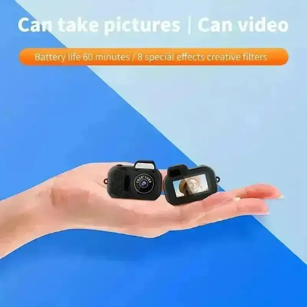 Mini Digital Camera Keychain - Bear Hugs