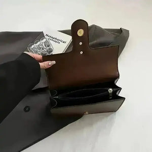 Minimalistic Double Buckle Handbag - Bear Hugs