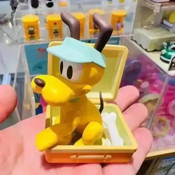 MINISO Disney Series Travel Themed Blind Box - Bear Hugs