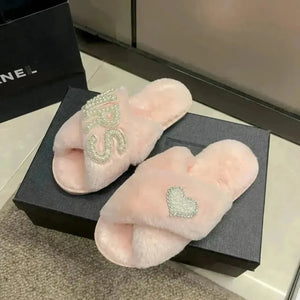 Mrs. Heart Fashionable Warm Sandals - Bear Hugs