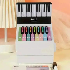 Musical Piano Calendar - Bear Hugs