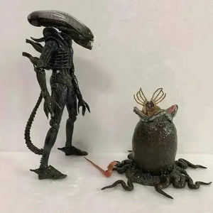 NECA Alien 40th Anniversary Ultimate Big Chap Figure (22 cm) - Bear Hugs