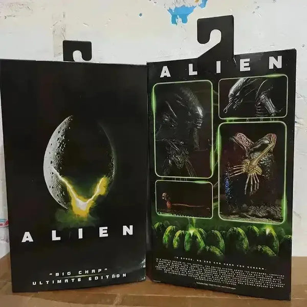 NECA Alien 40th Anniversary Ultimate Big Chap Figure (22 cm) - Bear Hugs