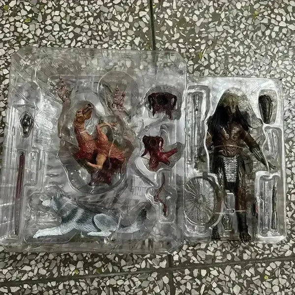 NECA Feral Predator Action Figure and Ultimate Dog From Thing - Bear Hugs