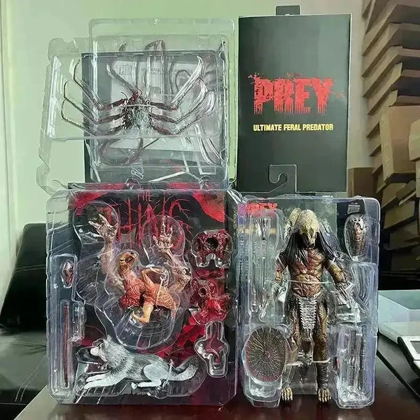 NECA Feral Predator Action Figure and Ultimate Dog From Thing - Bear Hugs